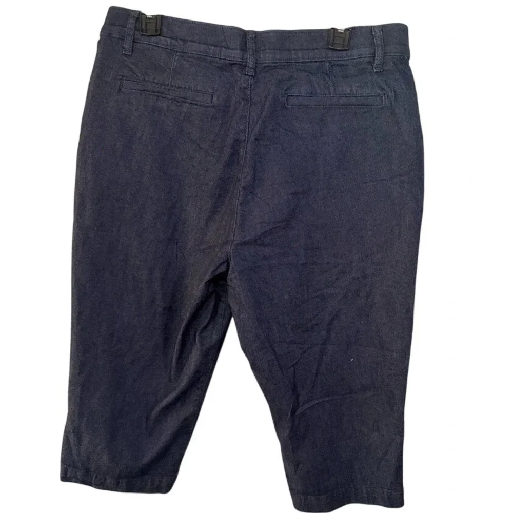 St Johns Bay Womens Mid Rise Capri Pants Dark‎ Wash Denim Size 14 New